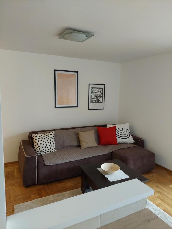 Sonata 1 Apartment Belgrade Luaran gambar