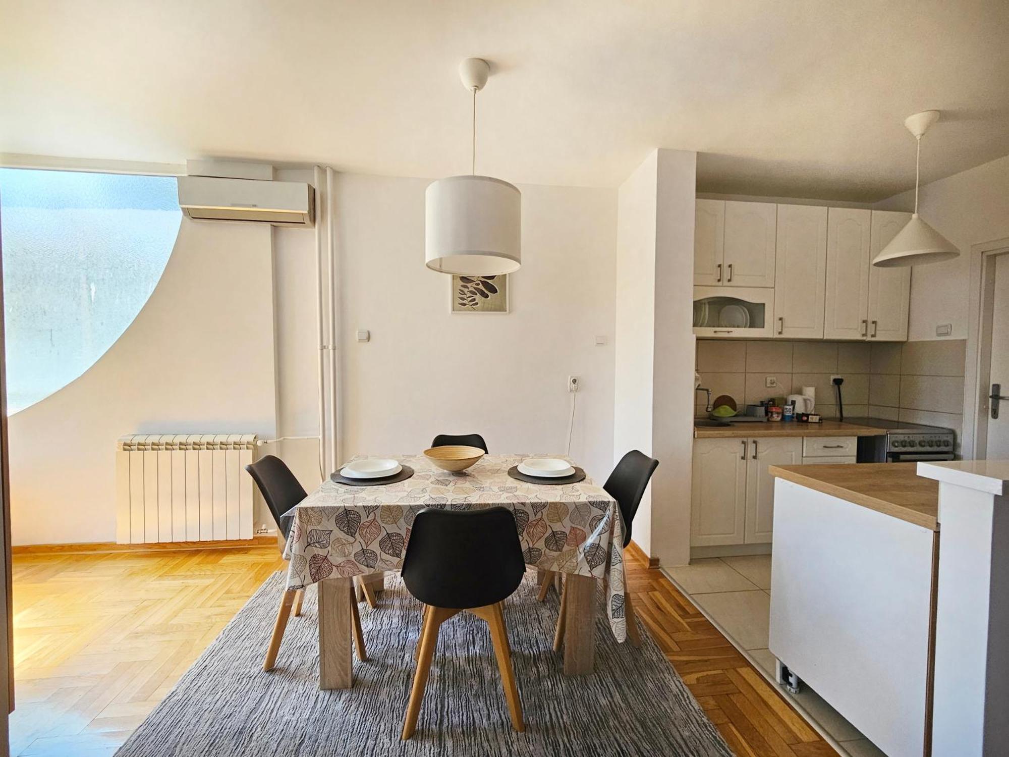 Sonata 1 Apartment Belgrade Luaran gambar